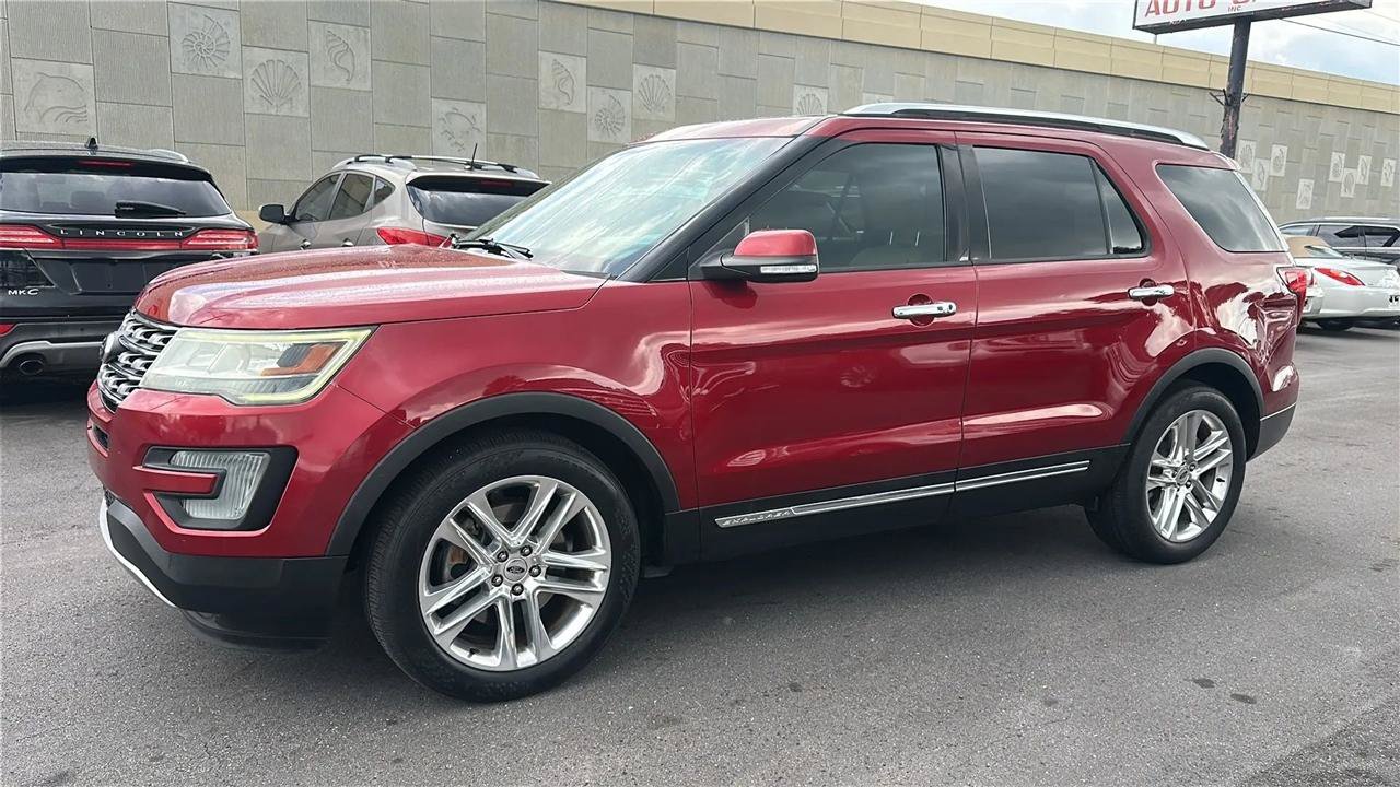 Used 2017 Ford Explorer Limited FWD image 13