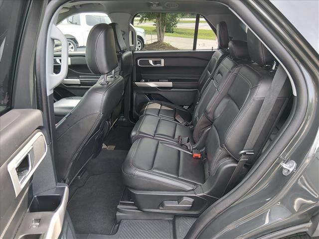 Certified 2023 Ford Explorer XLT w/ Equipment Group 202A AWD/4WD image 14
