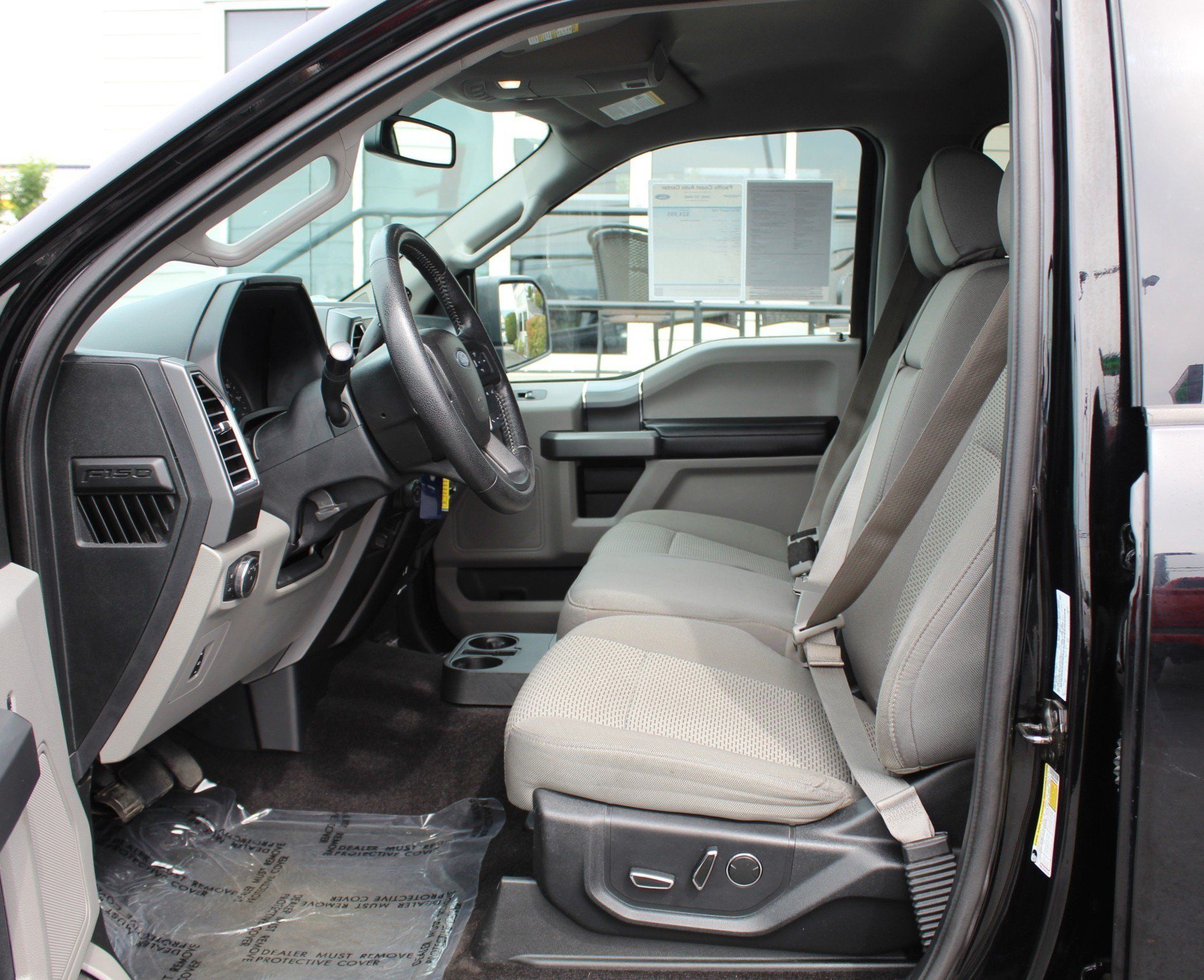 Used 2016 Ford F150 XLT w/ Equipment Group 302A Luxury AWD/4WD image 22