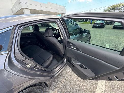 Used 2020 Honda Insight EX image 21