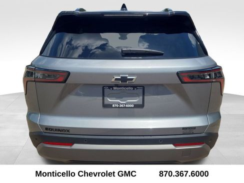 Certified 2026 Chevrolet Equinox LT w/ Midnight Edition FWD image 7