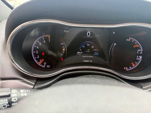 Used 2014 Jeep Grand Cherokee Limited AWD/4WD image 27