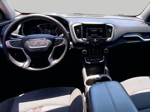 Used 2024 GMC Terrain SLE AWD/4WD image 16