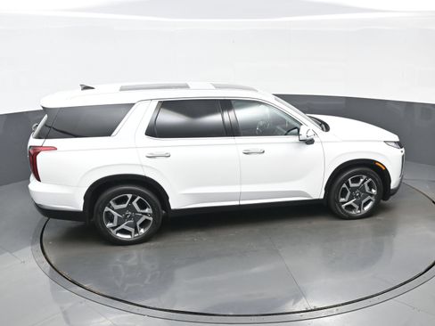 Used 2023 Hyundai Palisade Limited AWD/4WD image 42
