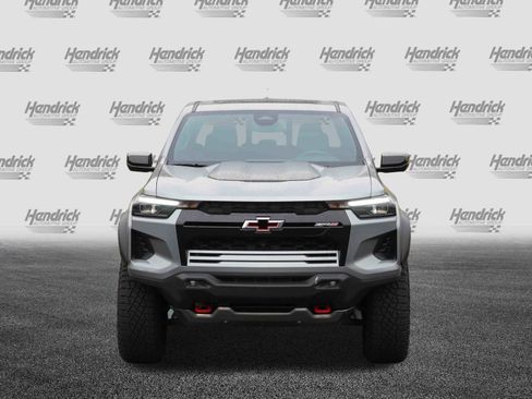 Used 2023 Chevrolet Colorado ZR2 w/ ZR2 Convenience Package III image 3