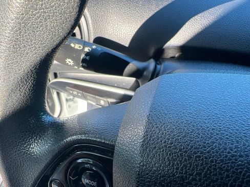 Used 2021 Toyota Prius L Eco FWD image 47
