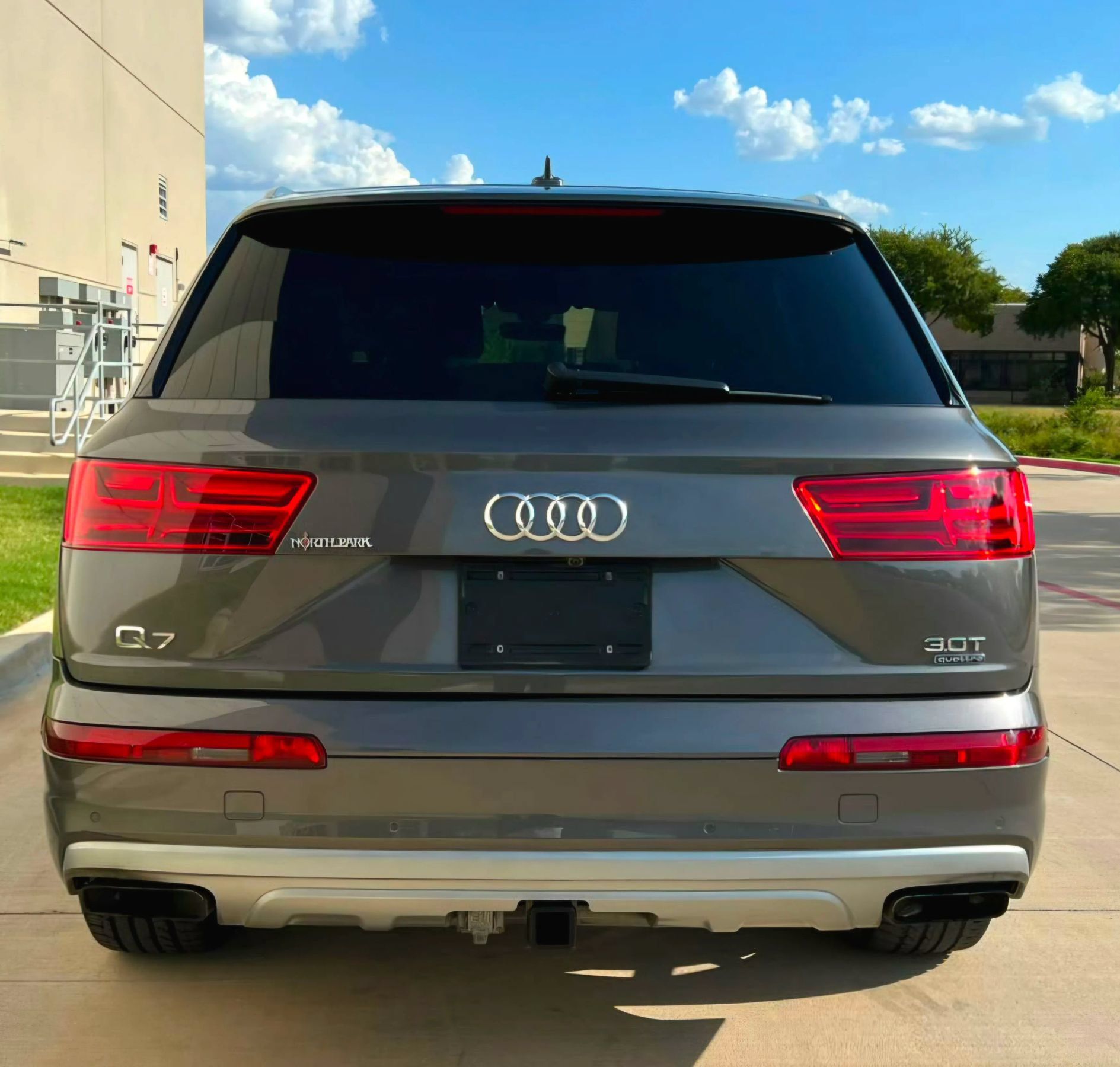 Used 2018 Audi Q7 3.0T Prestige AWD/4WD image 10
