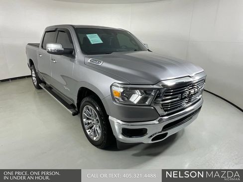Used 2023 RAM 1500 Laramie AWD/4WD image 3