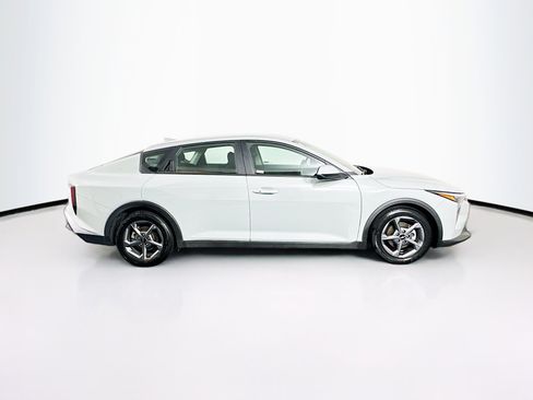 Used 2025 Kia K4 FWD image 10