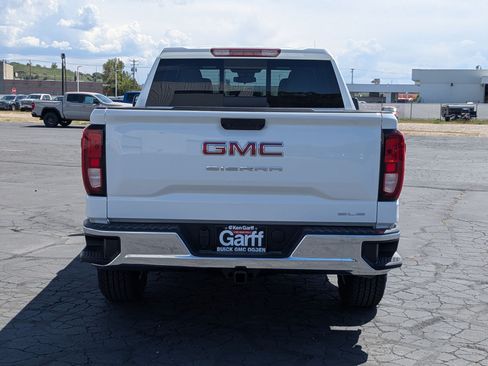 New 2026 GMC Sierra 1500 SLE w/ Preferred Package AWD/4WD image 4
