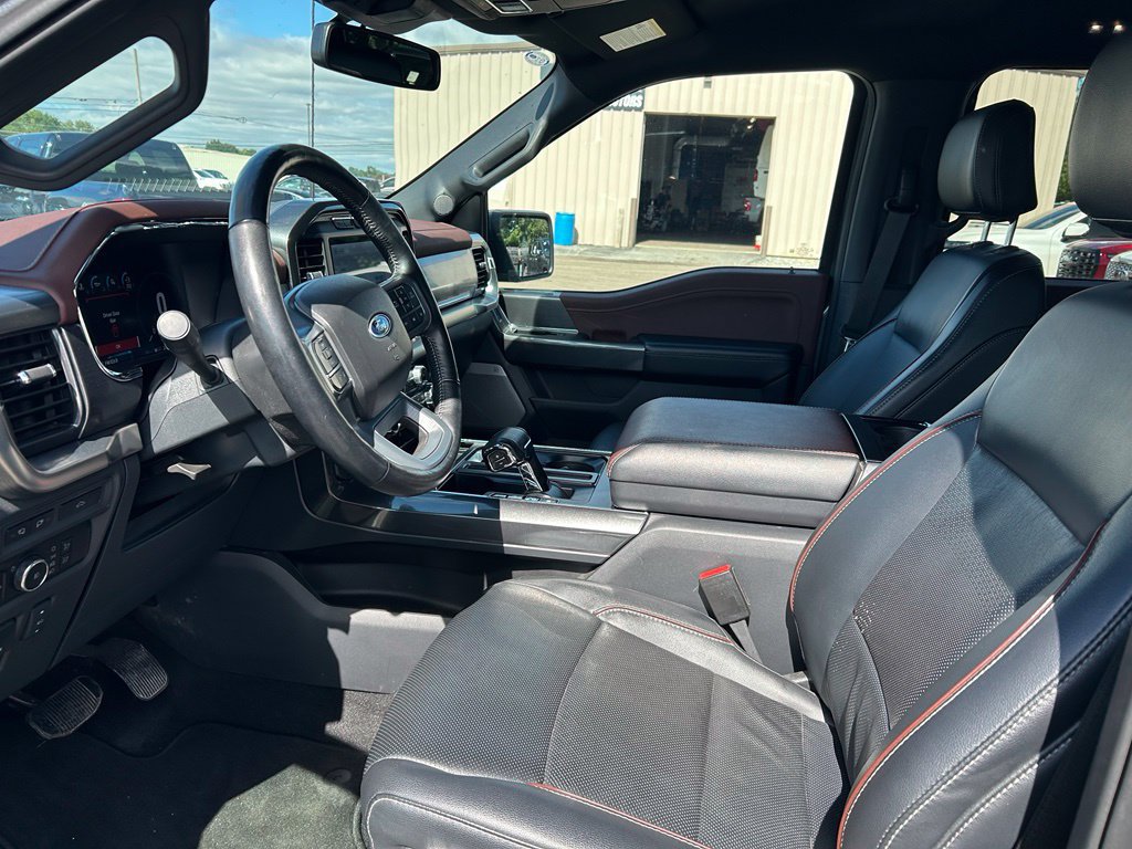 Used 2023 Ford F150 Lariat AWD/4WD image 4
