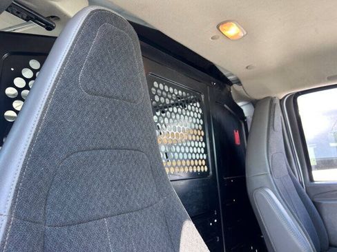 Used 2019 Chevrolet Express 2500 w/ Driver Convenience Package RWD image 10