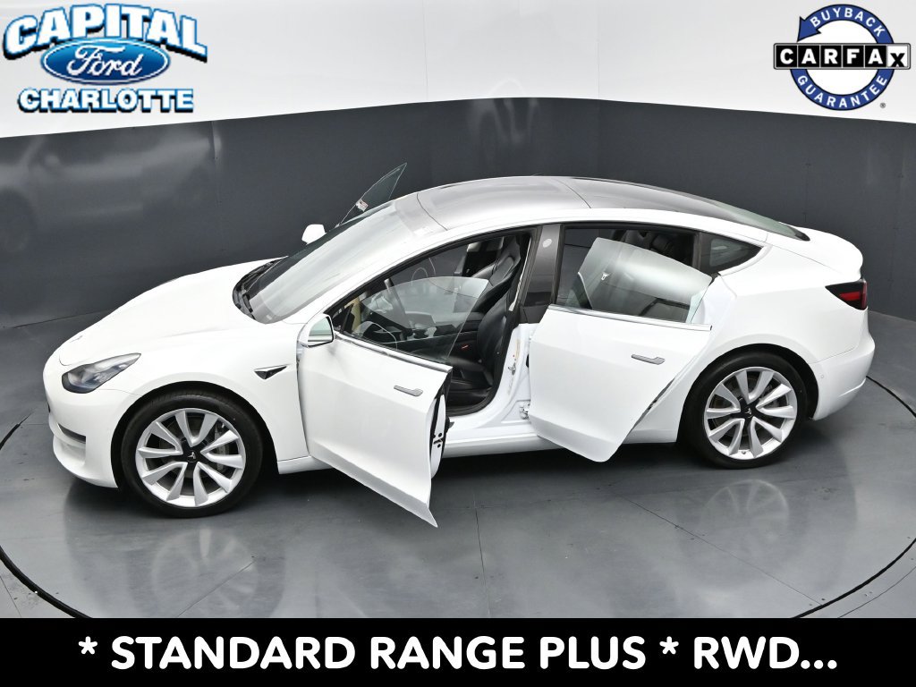 Used 2020 Tesla Model 3 Standard Range Plus RWD image 31