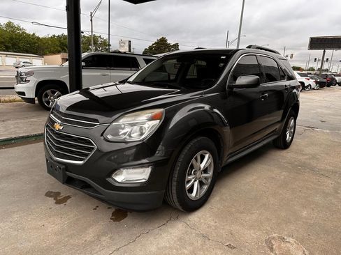 Used 2017 Chevrolet Equinox LT w/ Convenience Package FWD image 4