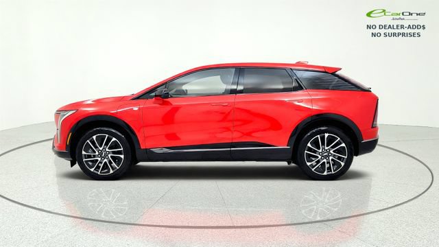 Used 2025 Cadillac Optiq Sport 2 AWD/4WD image 5