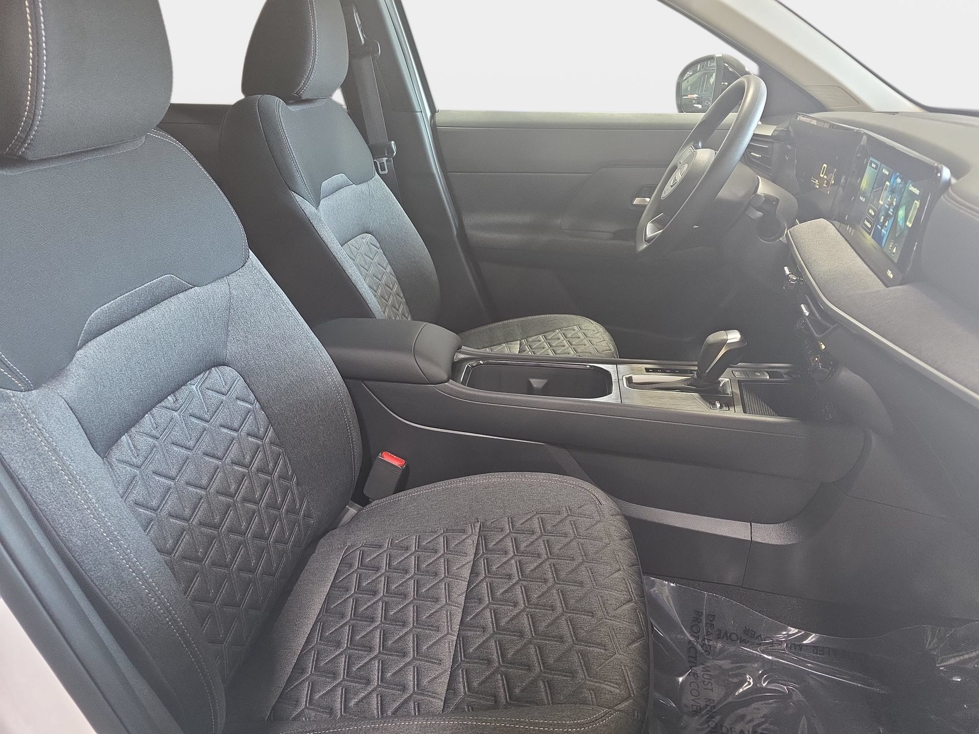 New 2027 Nissan Kicks SV w/ Cold Weather Package FWD image 10