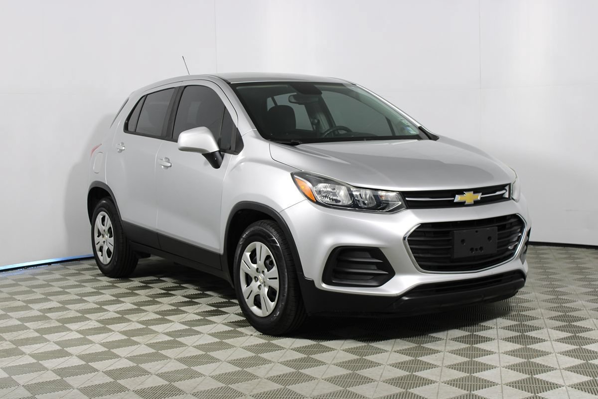 Used 2018 Chevrolet Trax LS FWD image 20