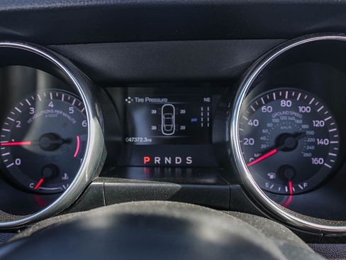 Used 2021 Ford Mustang Convertible w/ Equipment Group 101A image 30