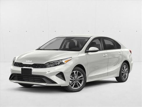 Used 2024 Kia Forte LX FWD image 1