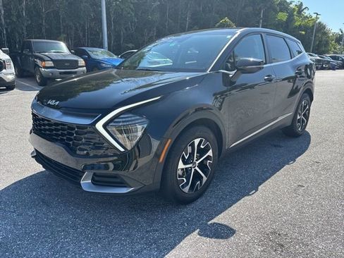 Used 2025 Kia Sportage EX image 5