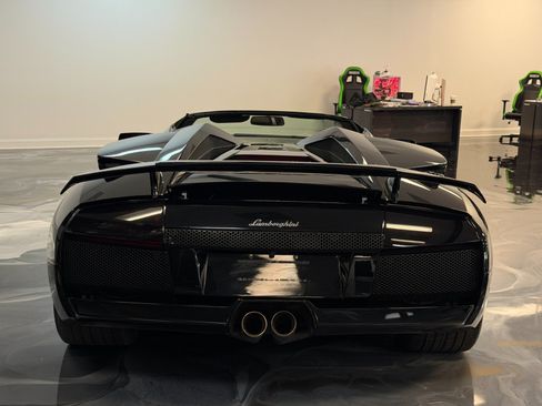 Used 2006 Lamborghini Murcielago Roadster AWD/4WD image 11