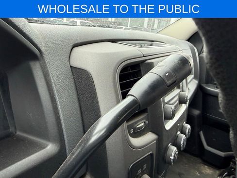 Used 2016 RAM 2500 Tradesman w/ Chrome Appearance Group image 22