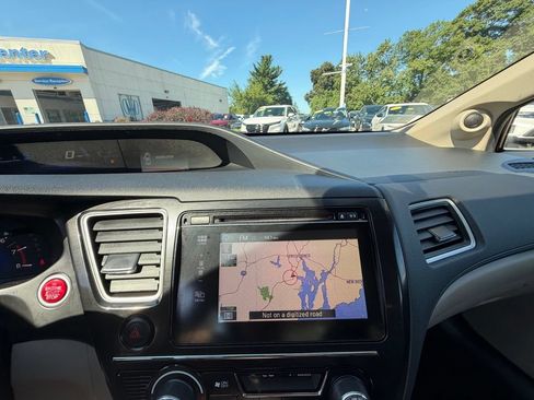 Used 2015 Honda Civic EX-L image 18