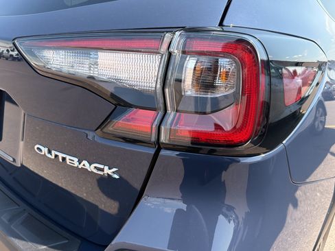 Certified 2025 Subaru Outback Limited AWD/4WD image 19