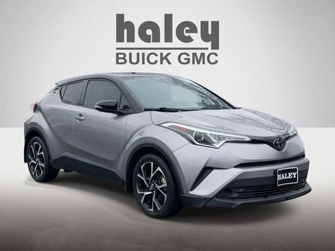 Used 2019 Toyota C-HR XLE image 1