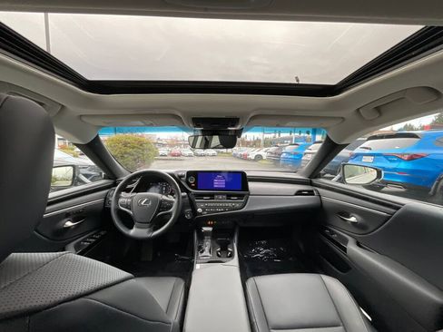 Used 2024 Lexus ES 250 250 image 13