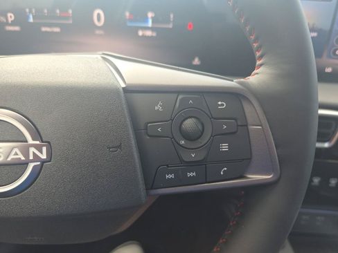 New 2026 Nissan Sentra SR w/ SR Premium Package FWD image 23