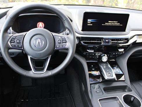 New 2026 Acura MDX SH-AWD image 10