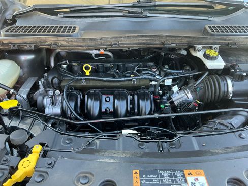 Used 2017 Ford Escape S FWD image 21
