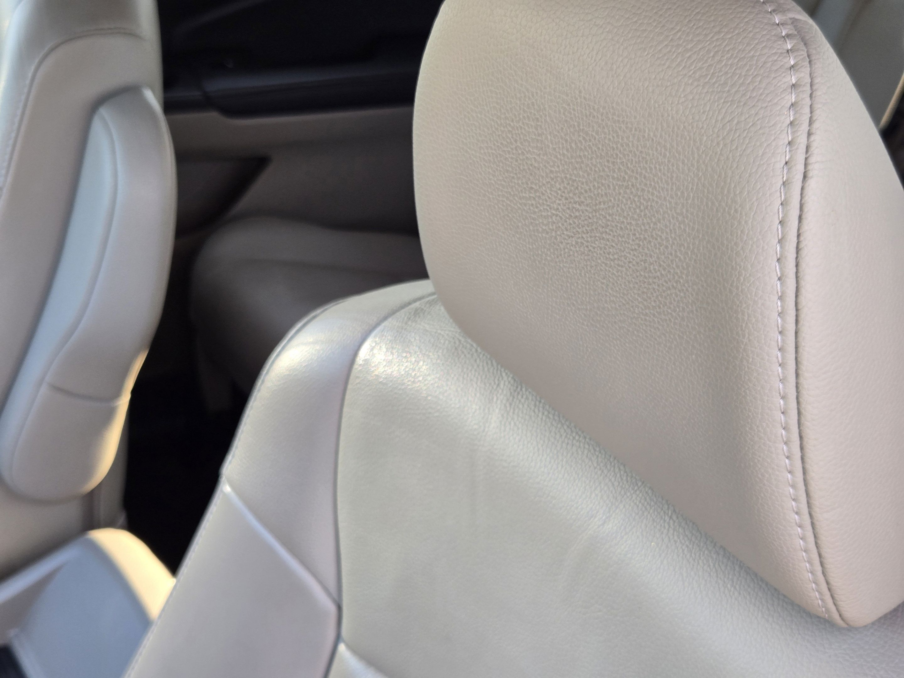 Used 2019 Honda Pilot Touring image 11