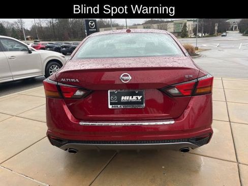 Used 2022 Nissan Altima 2.5 SR image 4
