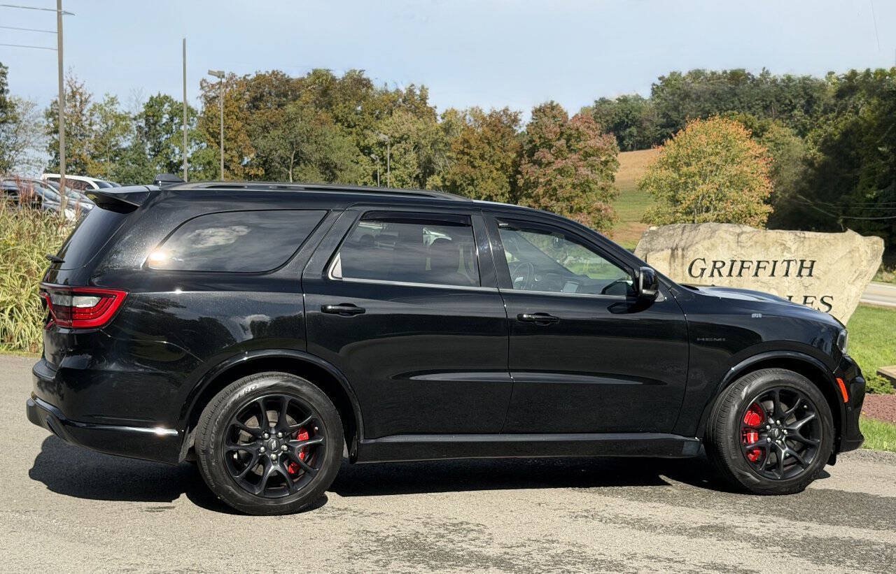 Used 2023 Dodge Durango R/T AWD/4WD image 5