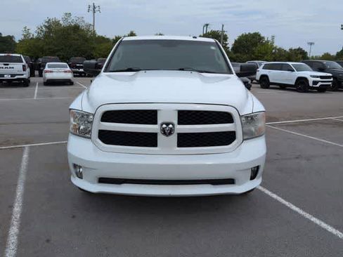 Used 2014 RAM 1500 Express RWD image 3