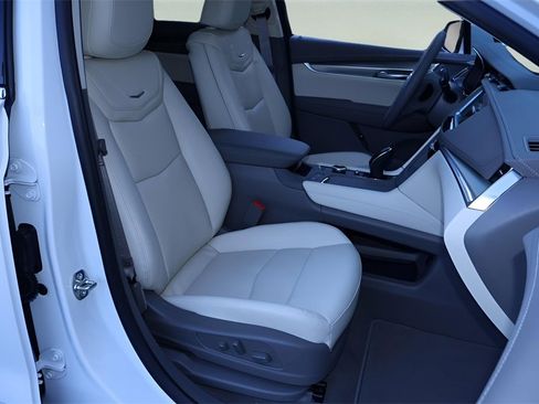 New 2026 Cadillac XT5 Premium Luxury image 18