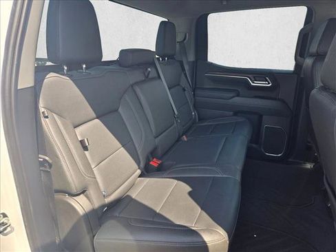 Used 2025 GMC Sierra 1500 SLT RWD image 18