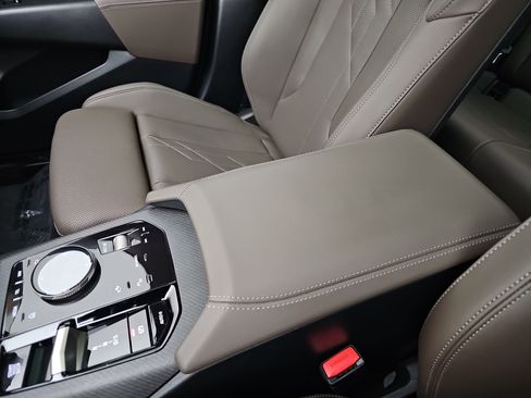 Used 2025 BMW X3 xDrive30i image 34