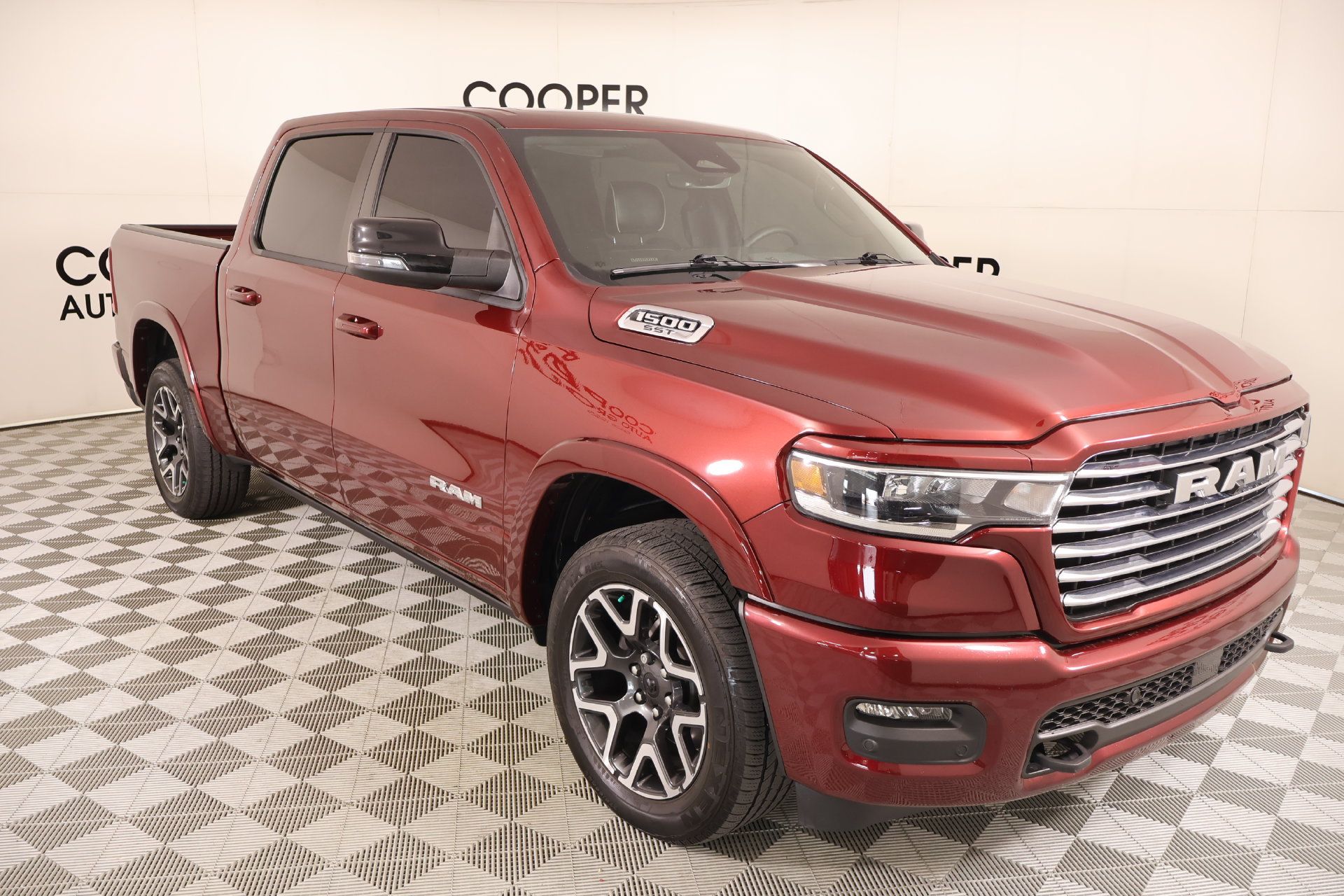 Used 2025 RAM 1500 Laramie w/ Laramie Southwest Edition AWD/4WD 360° Tour