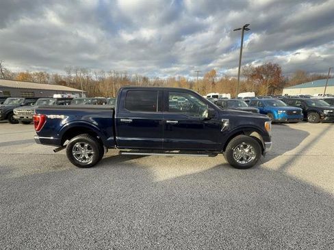 Certified 2022 Ford F150 XLT w/ Equipment Group 302A High image 8