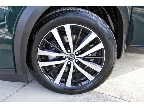 Used 2024 Nissan Pathfinder Platinum w/ Cargo Package image 28