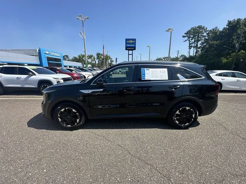 Used 2024 Kia Sorento S FWD image 13