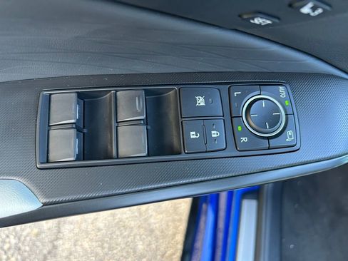 Used 2025 Lexus IS 350 F Sport image 17