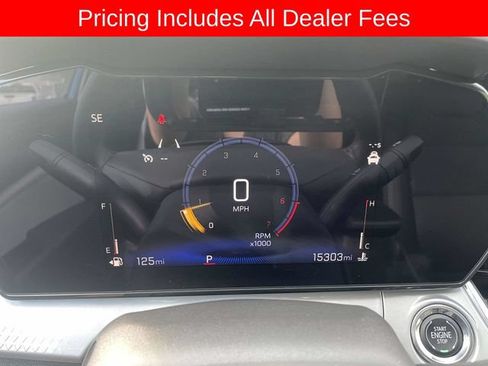 Used 2025 Chevrolet Trax LT w/ Driver Confidence Package FWD image 24