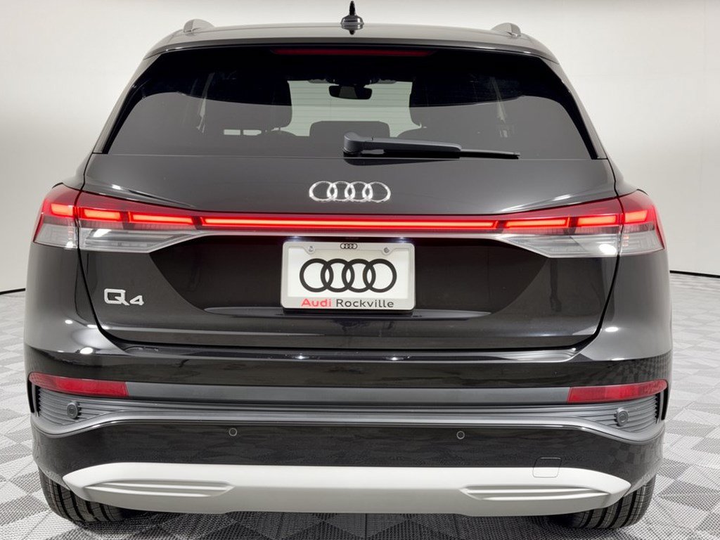 Used 2023 Audi Q4 e-tron Premium Plus w/ Premium Plus RWD image 11