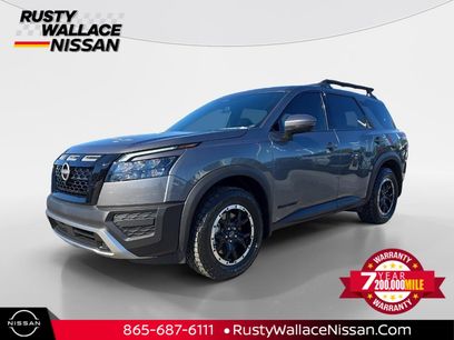 New 2025 Nissan Pathfinder SV