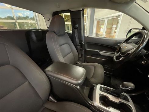 Used 2022 Chevrolet Colorado LT w/ Fleet Safety Package image 21