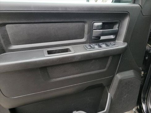 Used 2019 RAM 1500 Express image 12